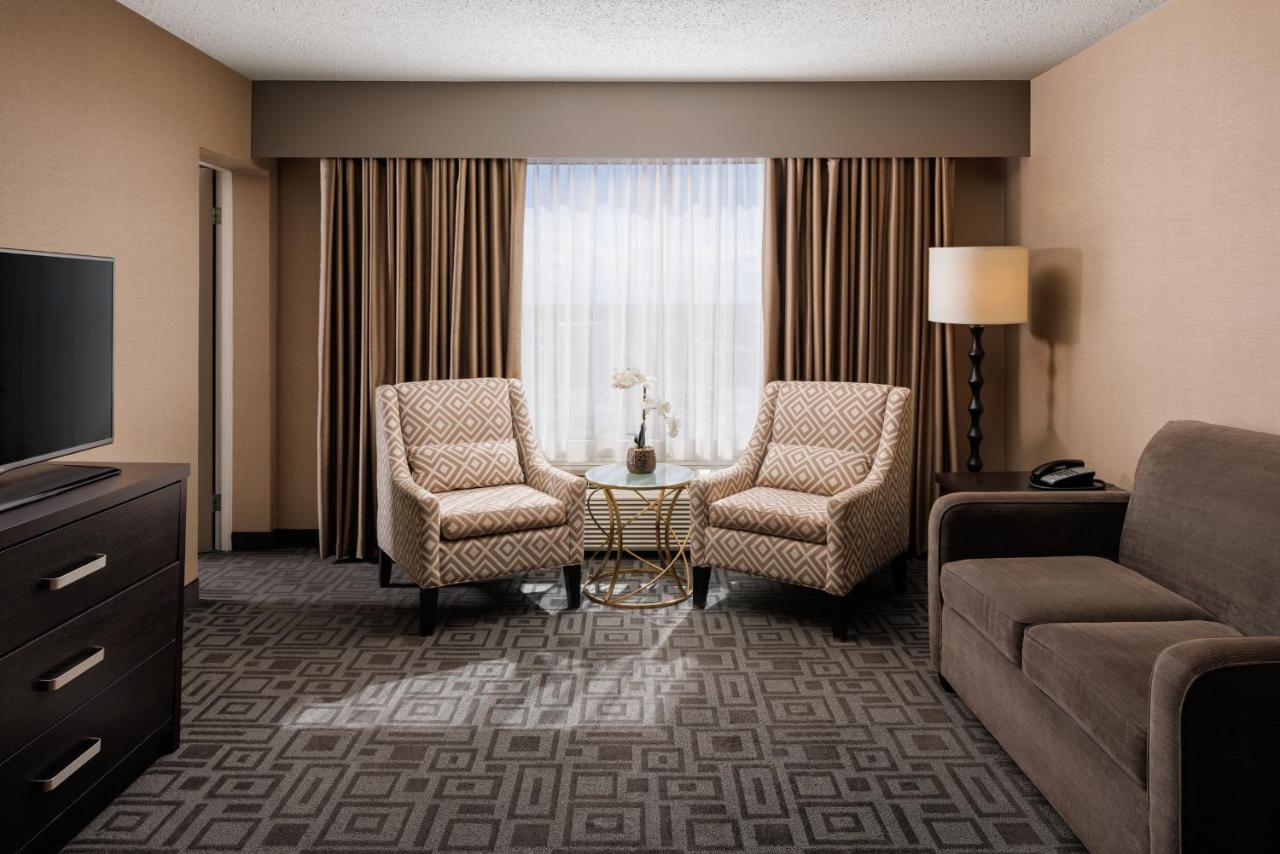 Pomeroy Hotel & Conference Centre Grande Prairie Bagian luar foto
