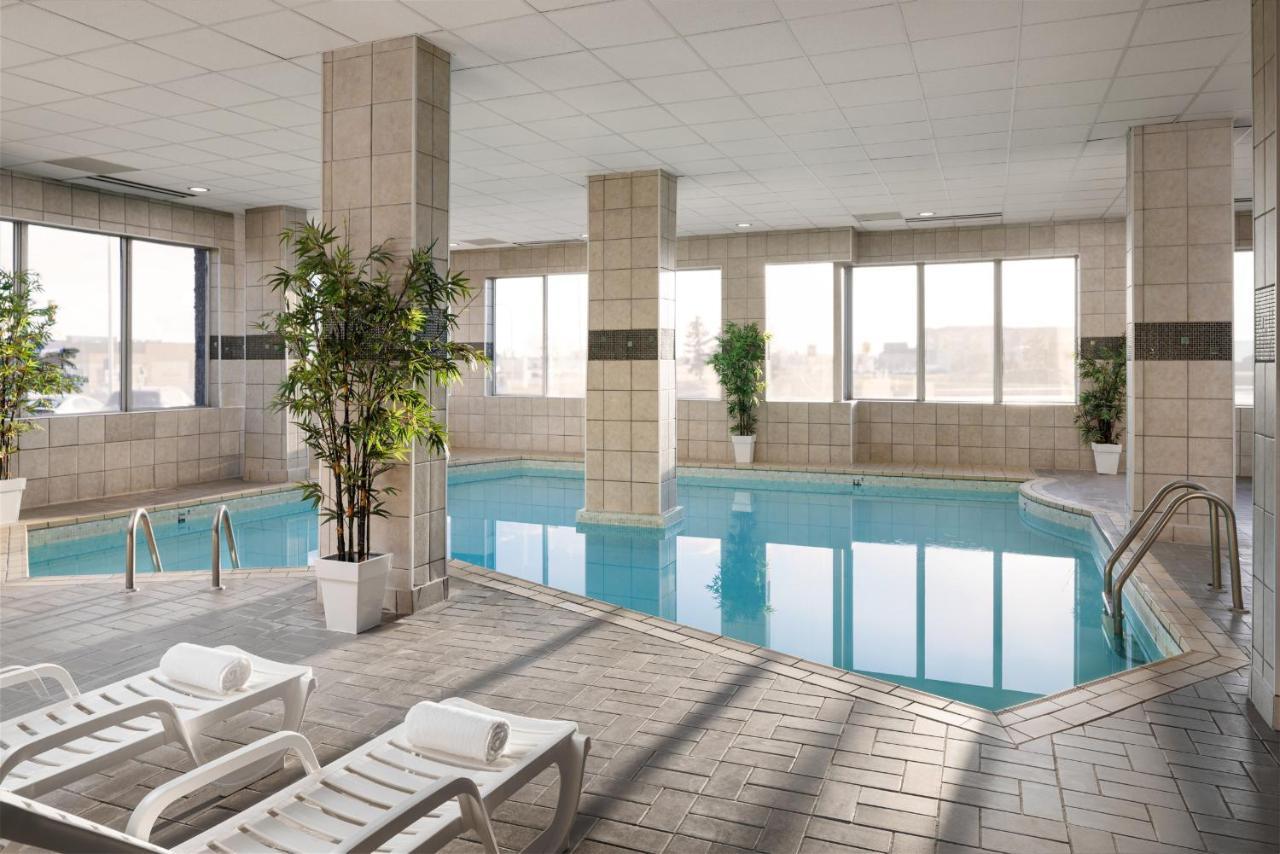 Pomeroy Hotel & Conference Centre Grande Prairie Bagian luar foto