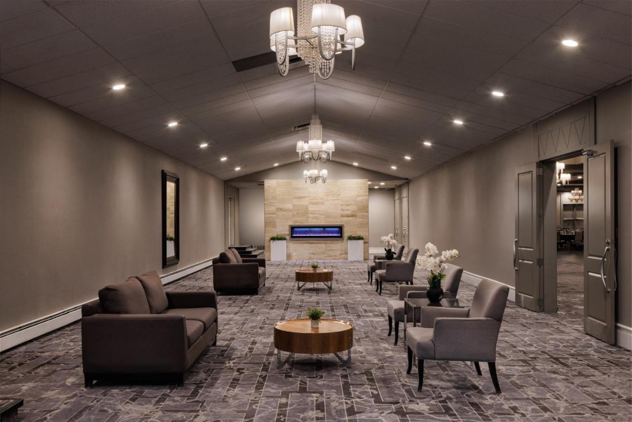 Pomeroy Hotel & Conference Centre Grande Prairie Bagian luar foto