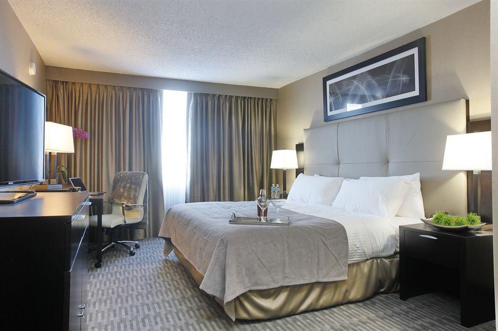 Pomeroy Hotel & Conference Centre Grande Prairie Bagian luar foto